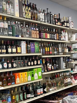 Belmont Liquor & Tobacco