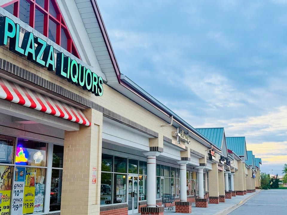 Fairgrounds Plaza Liquors