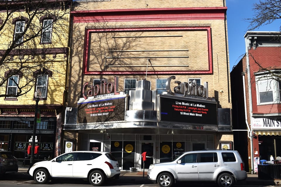 Capitol Restaurant & Chumley Bar