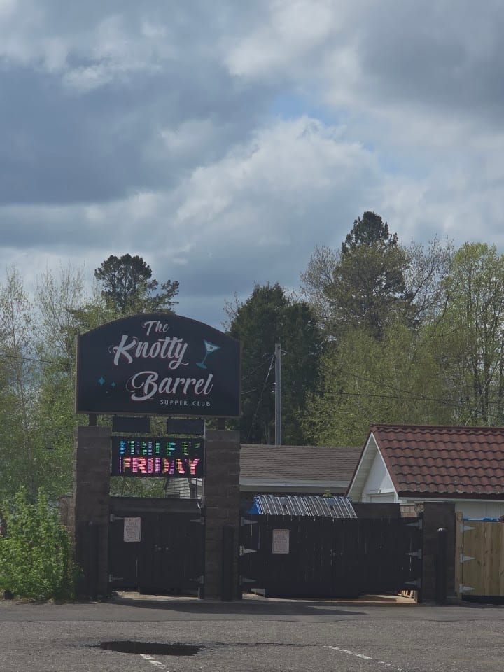 Knotty Barrel Supper Club