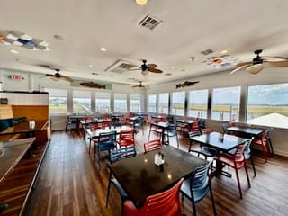 Pressleys @ Marina (chs)