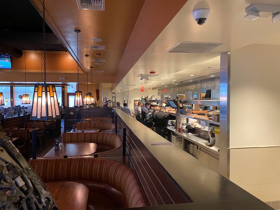 Lazy Dog Restaurant & Bar