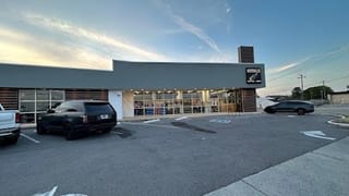 Kanku Bottle Shop (mrkt)