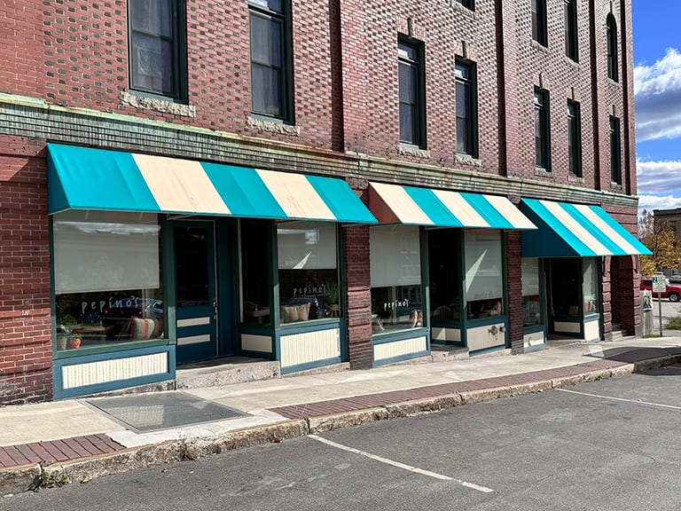 Pepinos Restaurant