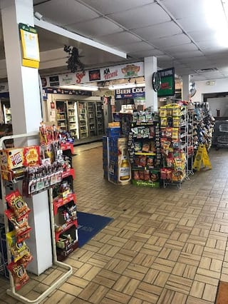 Vicky's Discount Liquors