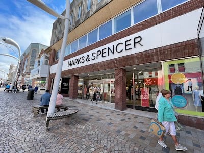 M&s