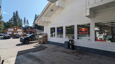 Coles Corner Market