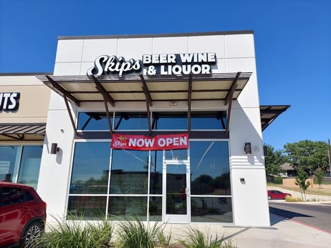 Skip's Beer Wine & Liquor