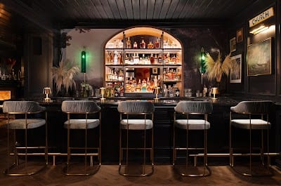 L20 Heartbreaker Lounge