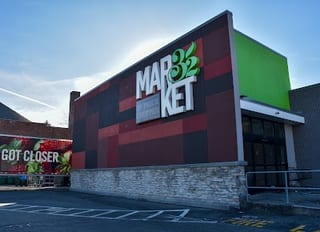 Market 32