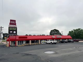 Mary S Liquor Store