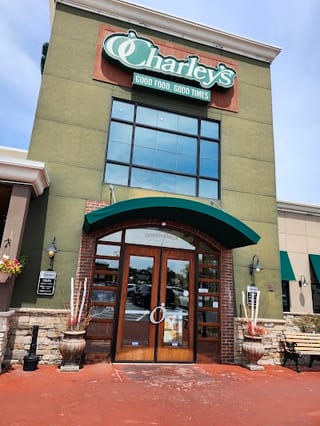 Ocharleys #2105
