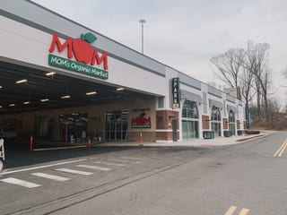 Moms Organic Market