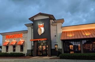Hooters