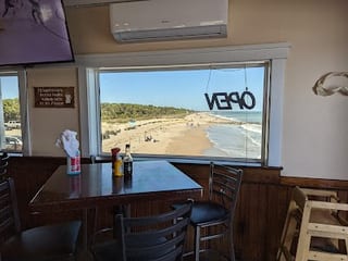 Coots Bar & Grill