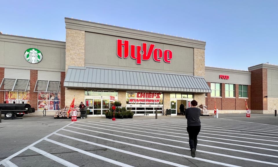 Hy Vee Food Store