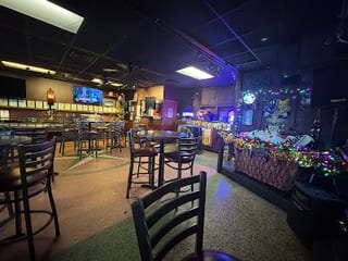 Gennaros Bar