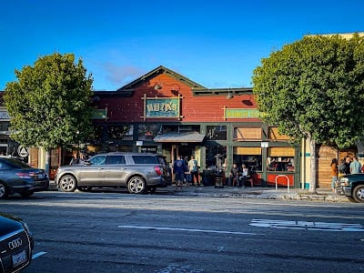 Hulas Island Grill