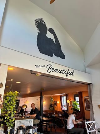 Belle Coffee & Wine
