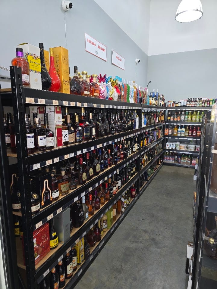Smyrna Liquors