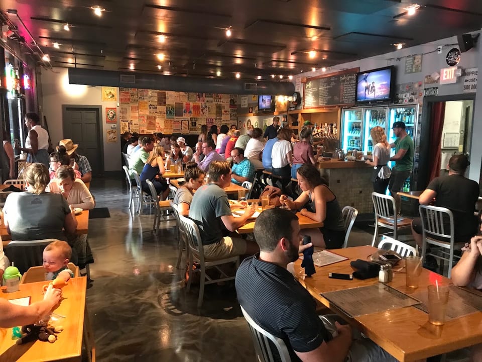 12 South Taproom & Grill