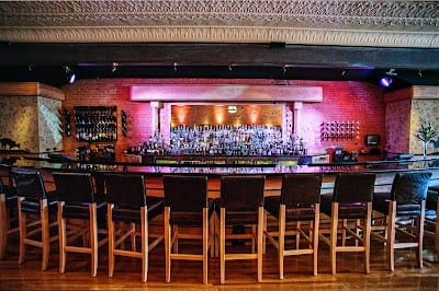 Plonk Restaurant