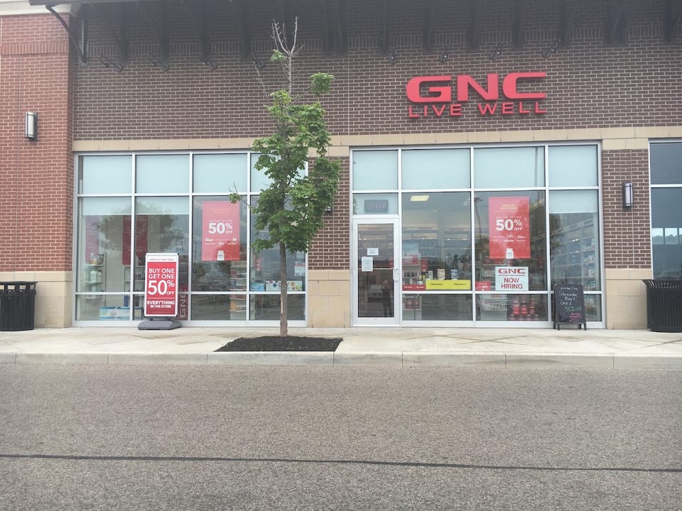 Gnc - 0992 - Sugarcreek Plaza