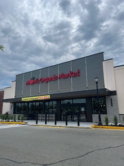 Mom's Organic Market - Natick