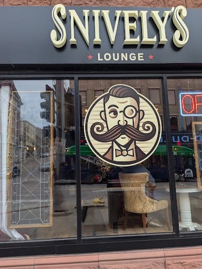 Silver Broom Lounge