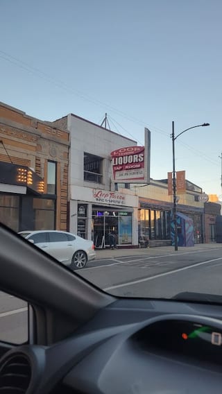 Loop Tavern