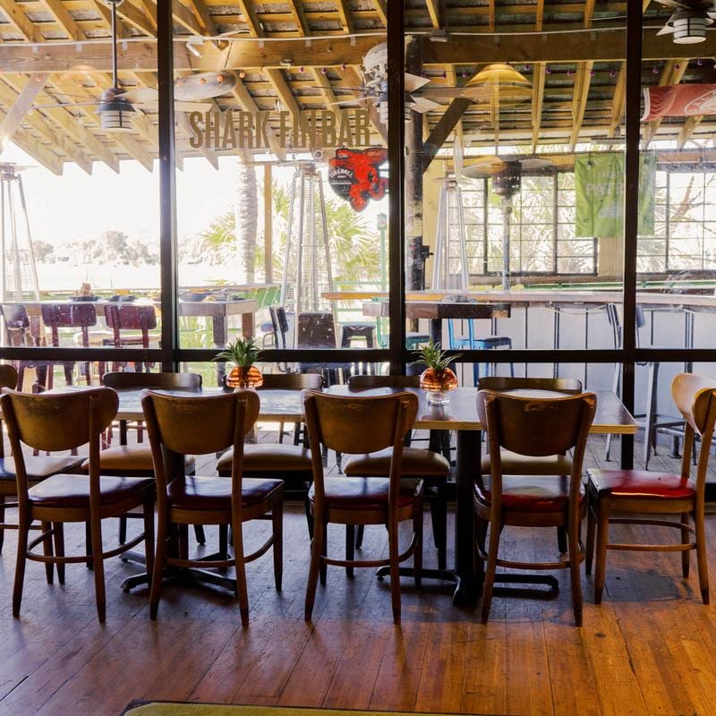 Vickerys Bar & Grill