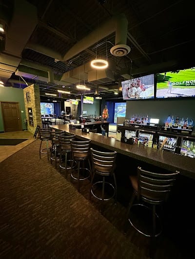 Clubhouse Indoor Golf The