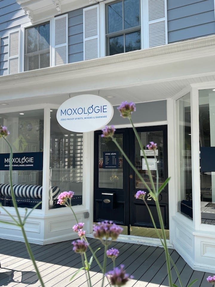 Moxologie LLC