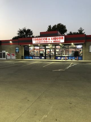 Zzoom Liquor & Tobacco