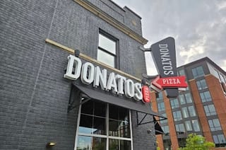 Donatos Pizza