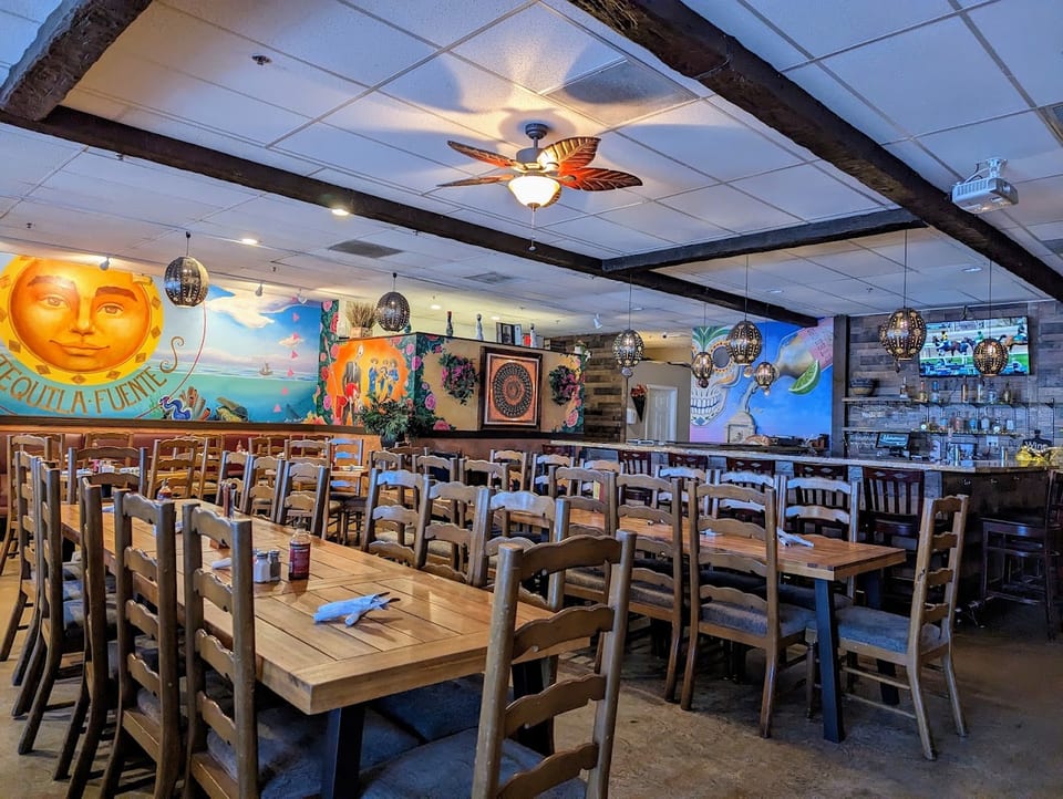 Mainstream Bar & Grill