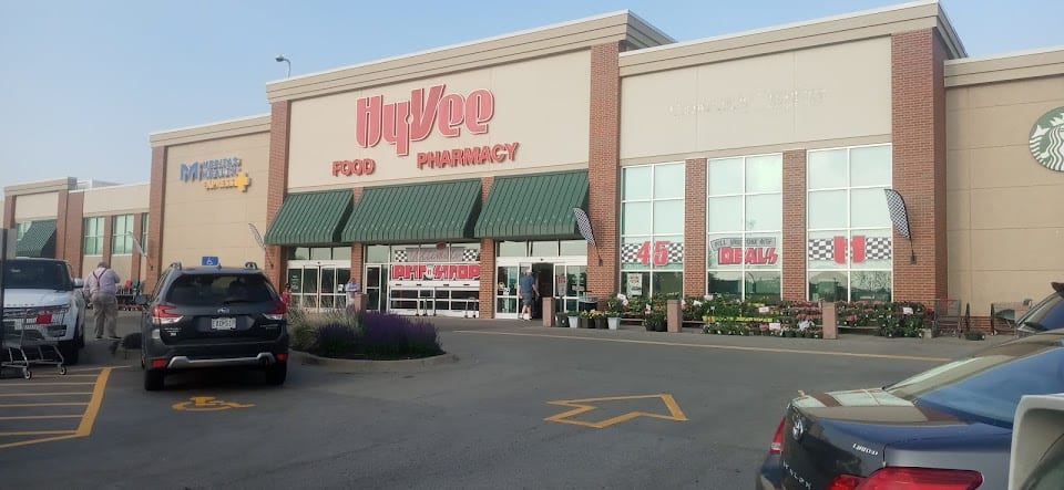 Hy Vee Food Store