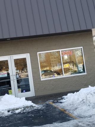 Jantzen Beach Liquor Store