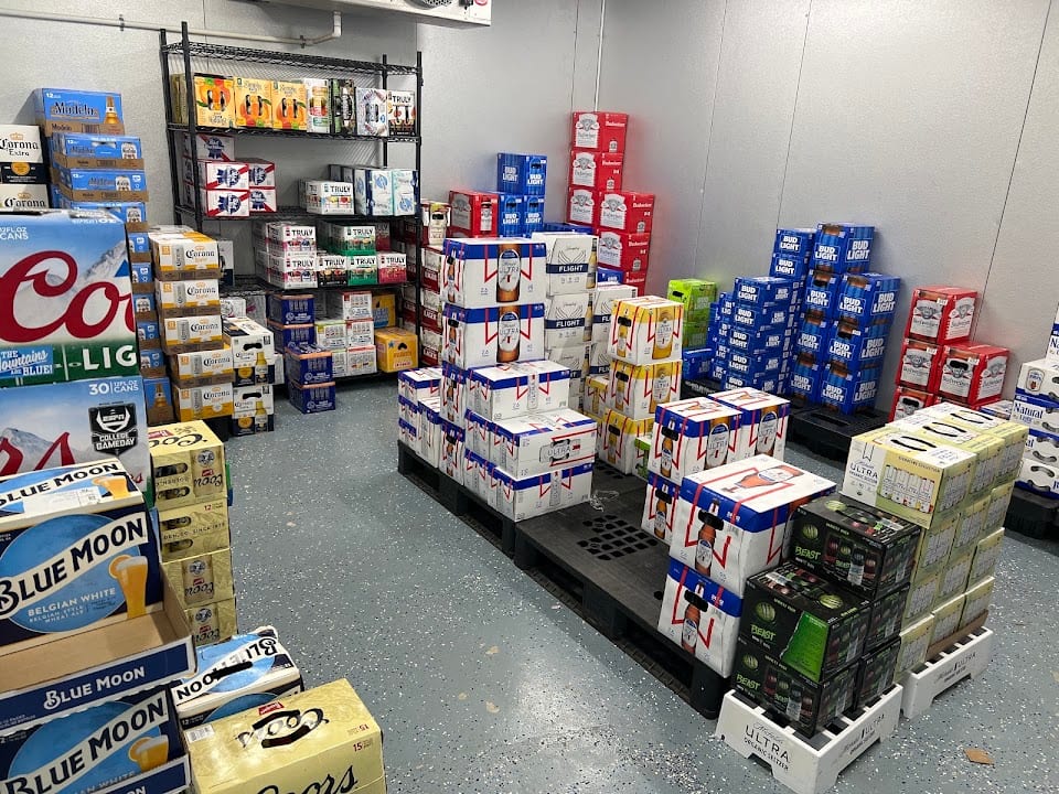 Hickory Level Groceries
