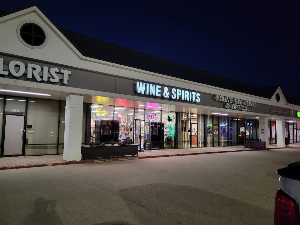 Walnut Village Wine & Spirits