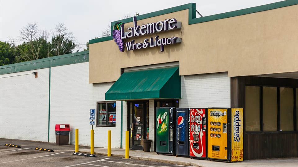 Lakemore Wine