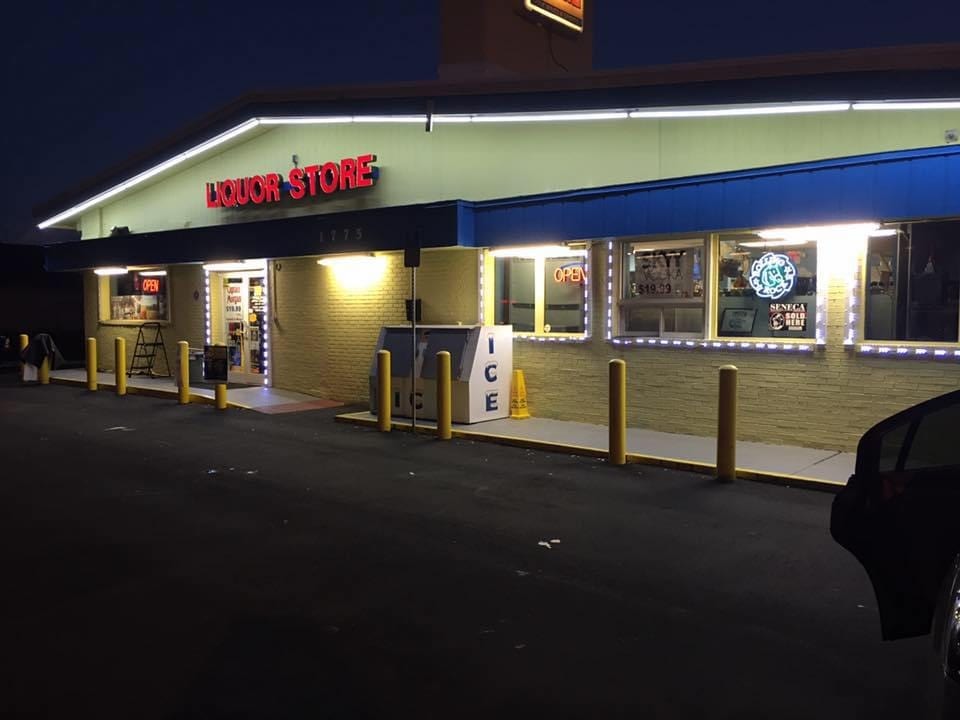 IN AND OUT LIQUORS (MELBOURNE)