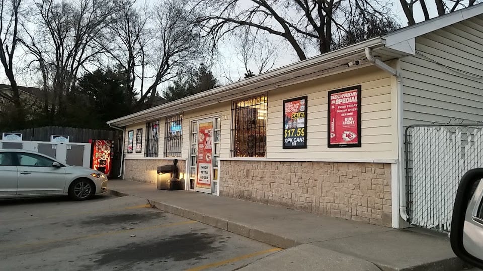 Wood Retail Liquor