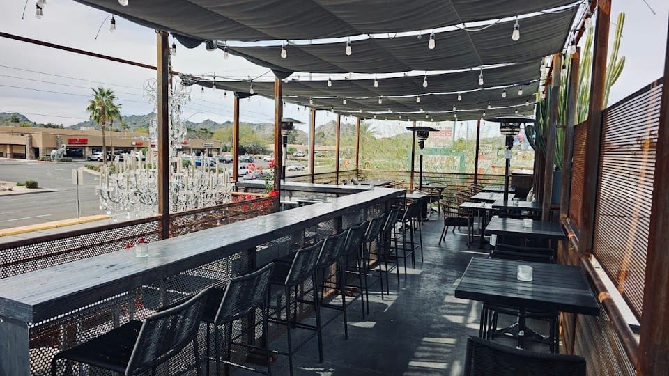 LOVECRAFT / Ale House. Bottle Shop. Smoke Kitchen