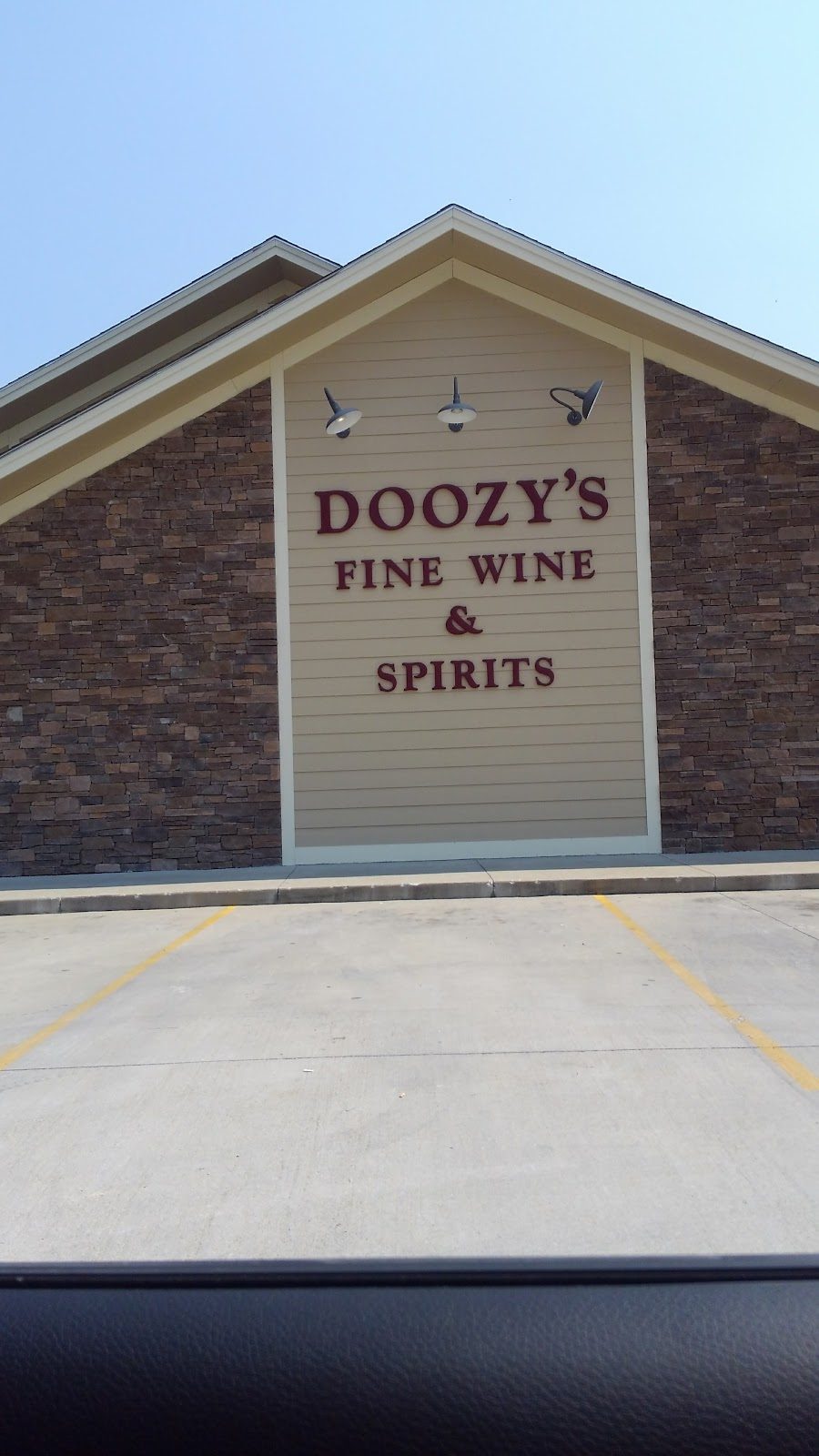 Doozy's Fine Wine Spirits & Ale