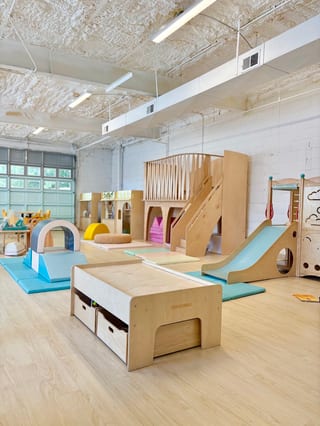 Glow Worm Play Cafe