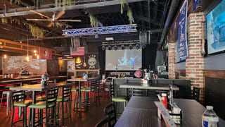 Dawghouse Saloon