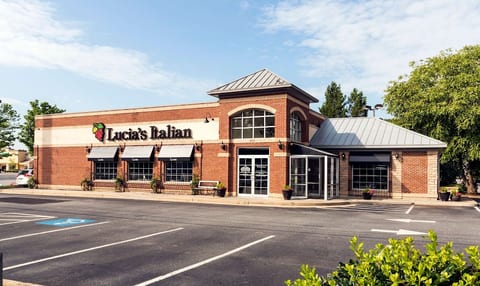 Lucias Italian Restaurant