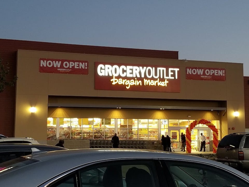 Grocery Outlet Bargain Market