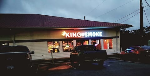 King of Smoke LLC